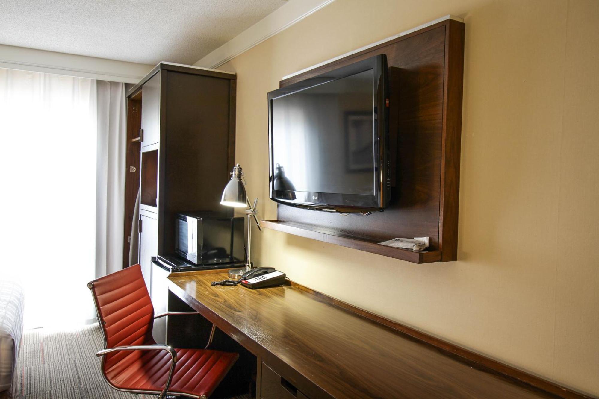 Waterloo Suites Hotel, Trademark Collection By Wyndham Zewnętrze zdjęcie